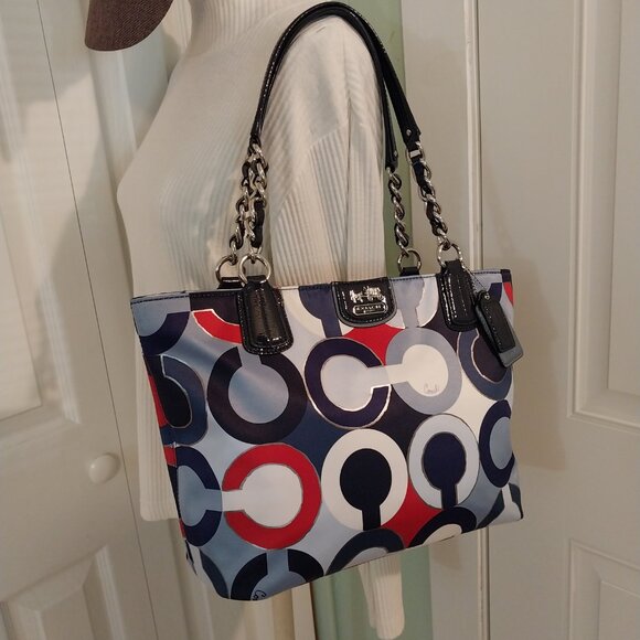 3695 Large Red, White & Blue Coach Tote Bag In Excellent Shape. - Picture 14 of 14